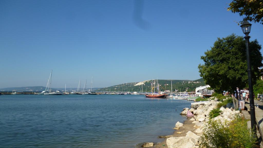Olimpia Supersnab Hotel Balchik Extérieur photo