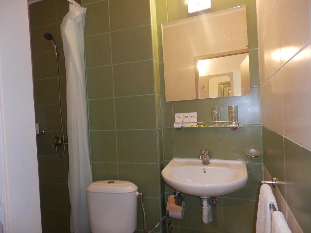 Olimpia Supersnab Hotel Balchik Extérieur photo
